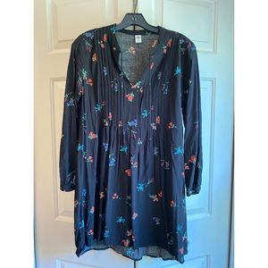 Old Navy Black V-Neck Floral Dress. XS. Great for Maternity too.